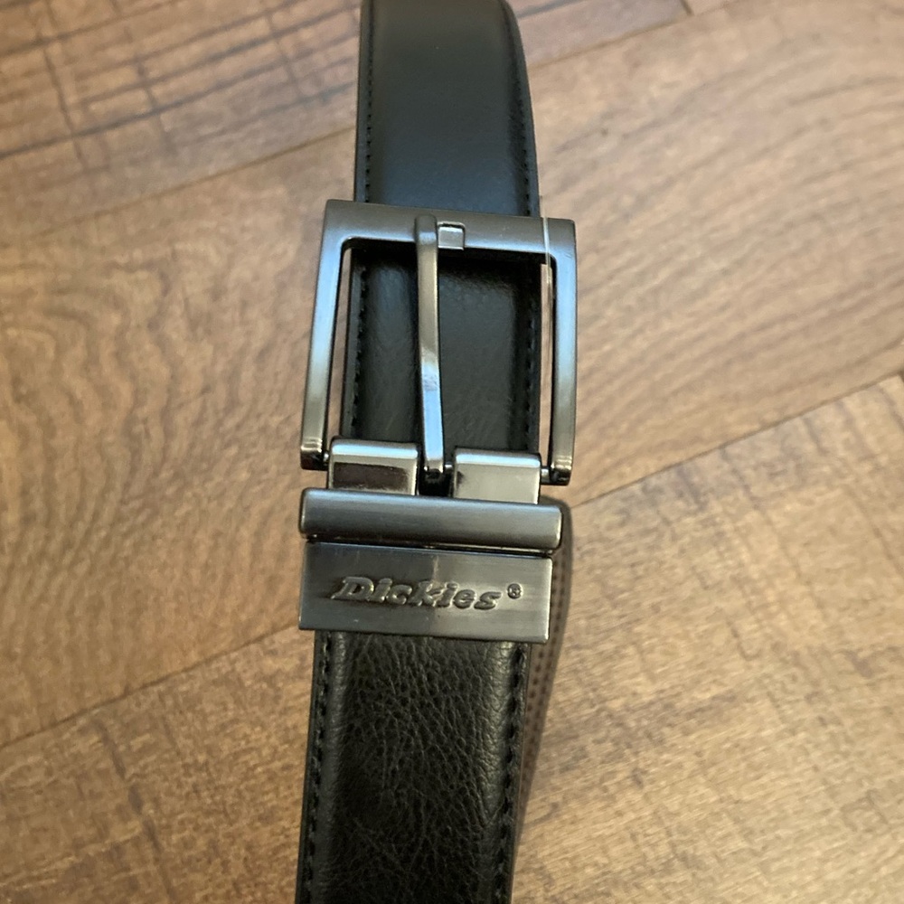 Dickies Black Coated Leather Reversible Brown Belt NWOT Men’s XL 42-44